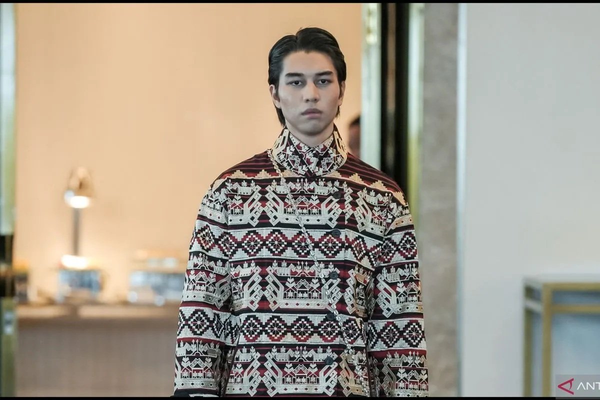 Indonesia Links Trend Forecasting to Traditional Textile Commercialisation