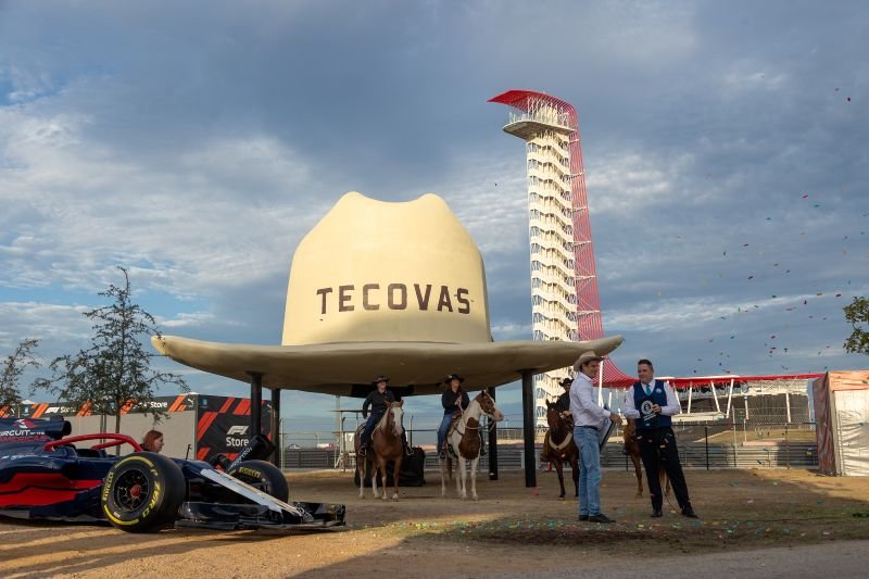 COTA and Tecovas Unveil the World’s Largest Cowboy Hat Ahead of F1 U.S. Grand Prix