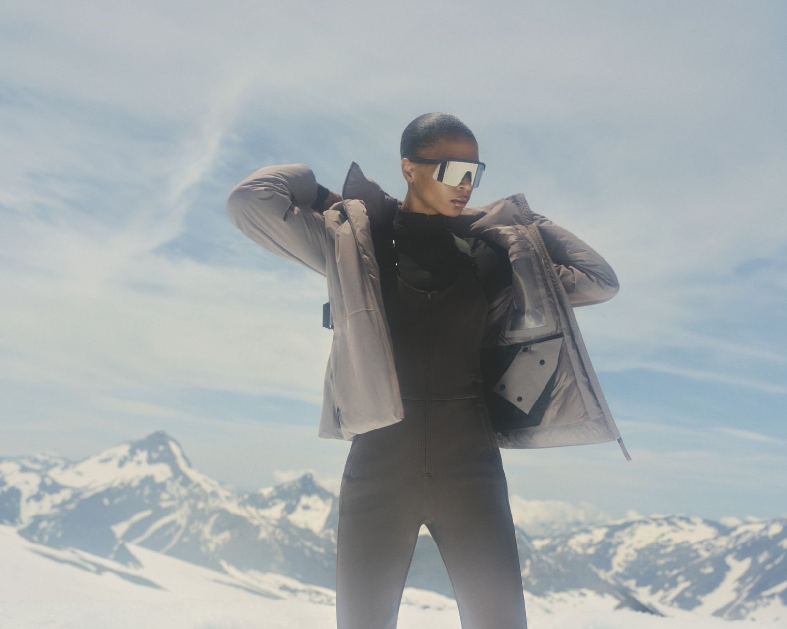 H&M MOVE sends tailoring to the slopes for winter 2026